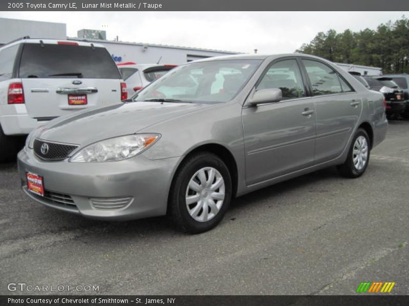 Lunar Mist Metallic / Taupe 2005 Toyota Camry LE