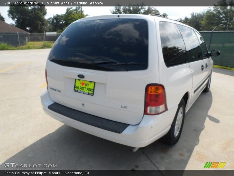 Vibrant White / Medium Graphite 2003 Ford Windstar LX