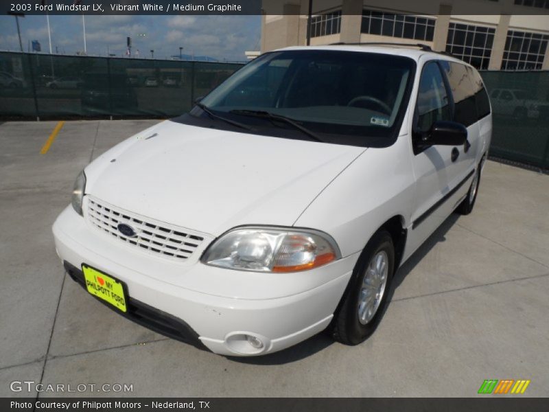 Vibrant White / Medium Graphite 2003 Ford Windstar LX
