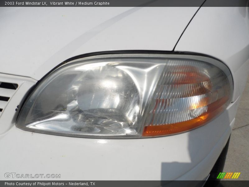 Vibrant White / Medium Graphite 2003 Ford Windstar LX
