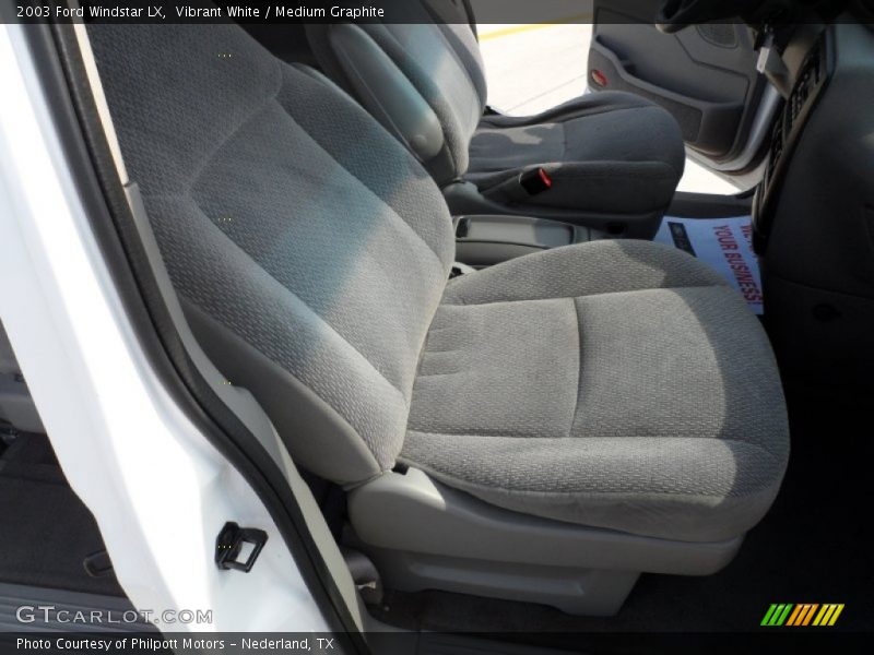 Vibrant White / Medium Graphite 2003 Ford Windstar LX