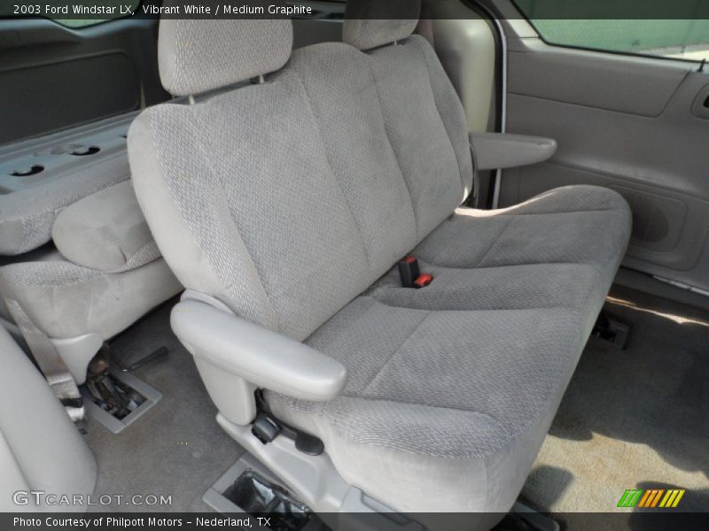 Vibrant White / Medium Graphite 2003 Ford Windstar LX