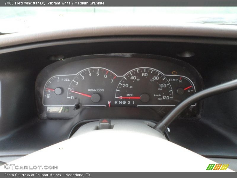 Vibrant White / Medium Graphite 2003 Ford Windstar LX