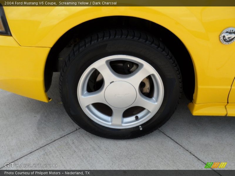  2004 Mustang V6 Coupe Wheel