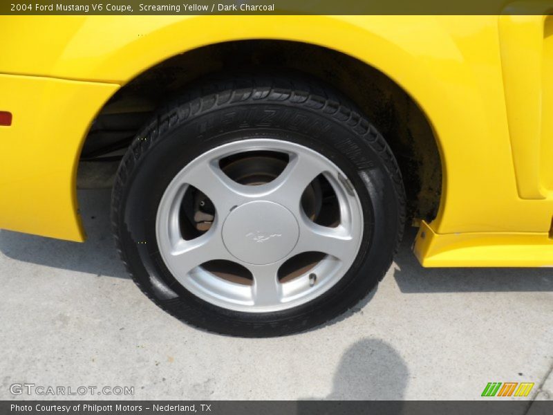  2004 Mustang V6 Coupe Wheel
