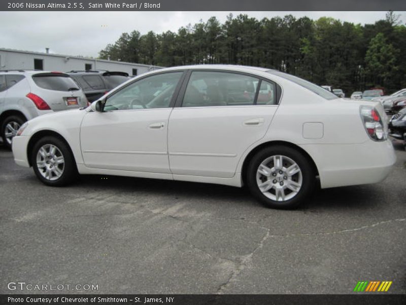 Satin White Pearl / Blond 2006 Nissan Altima 2.5 S