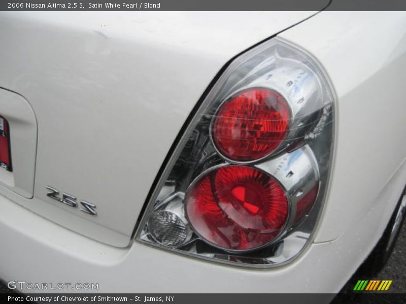Satin White Pearl / Blond 2006 Nissan Altima 2.5 S