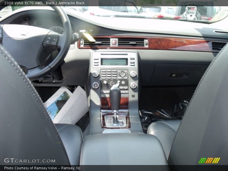 Black / Anthracite Black 2008 Volvo XC70 AWD