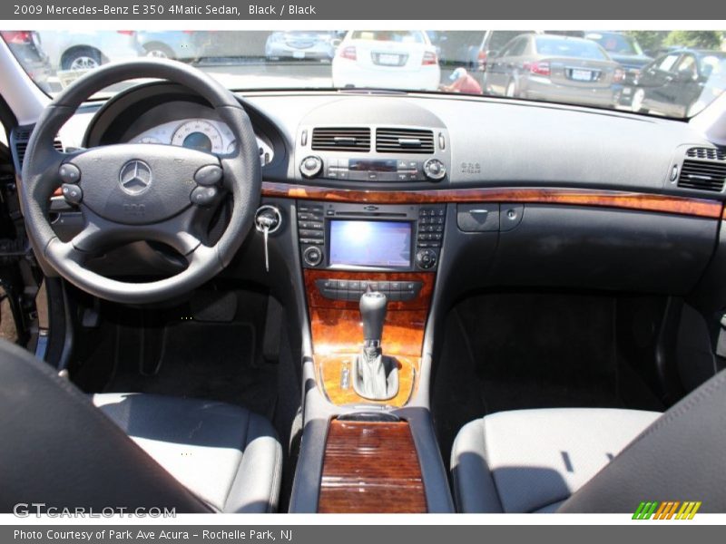 Black / Black 2009 Mercedes-Benz E 350 4Matic Sedan
