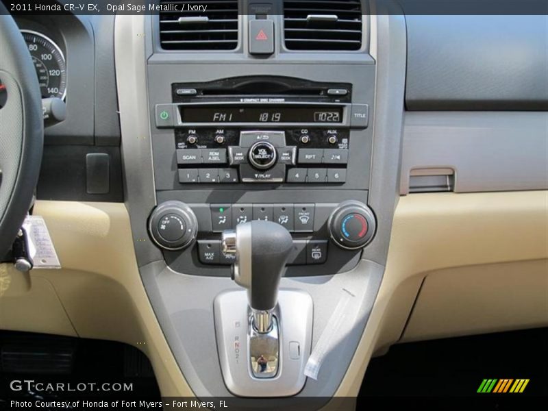 Controls of 2011 CR-V EX