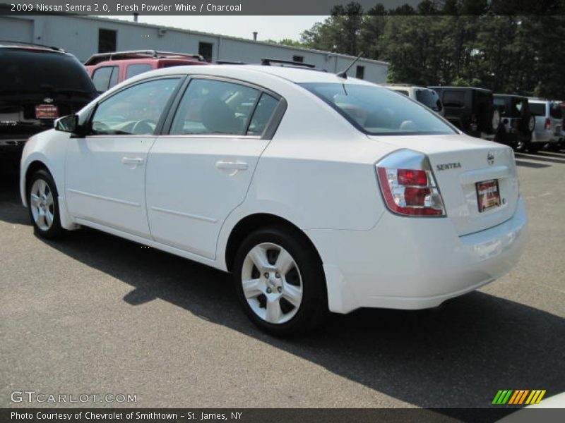 Fresh Powder White / Charcoal 2009 Nissan Sentra 2.0