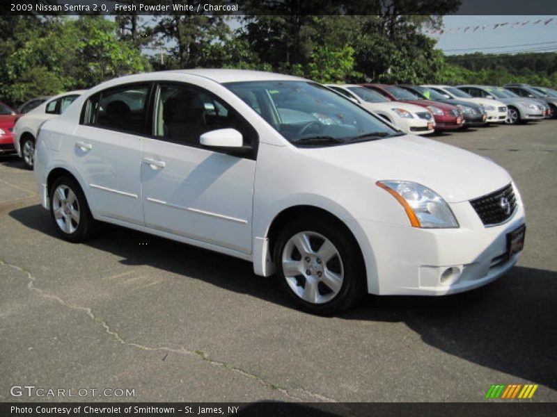 Fresh Powder White / Charcoal 2009 Nissan Sentra 2.0