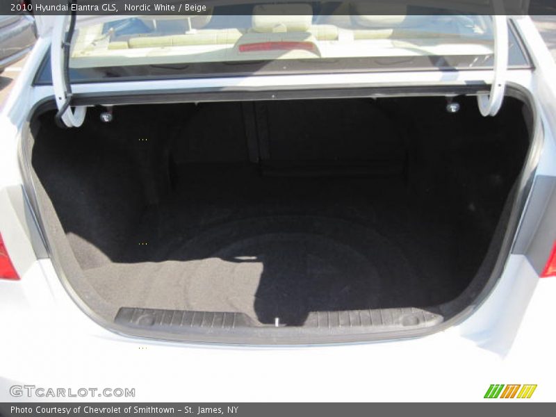 Nordic White / Beige 2010 Hyundai Elantra GLS
