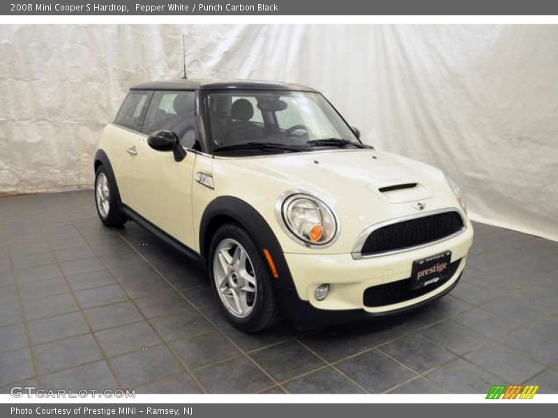 Pepper White / Punch Carbon Black 2008 Mini Cooper S Hardtop
