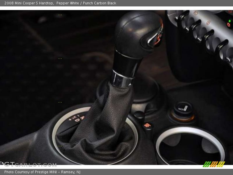 Pepper White / Punch Carbon Black 2008 Mini Cooper S Hardtop