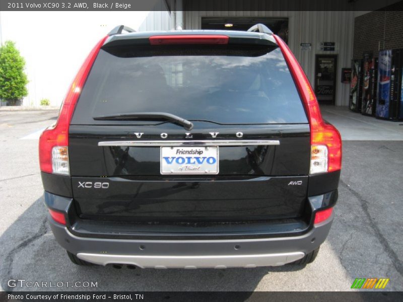 Black / Beige 2011 Volvo XC90 3.2 AWD