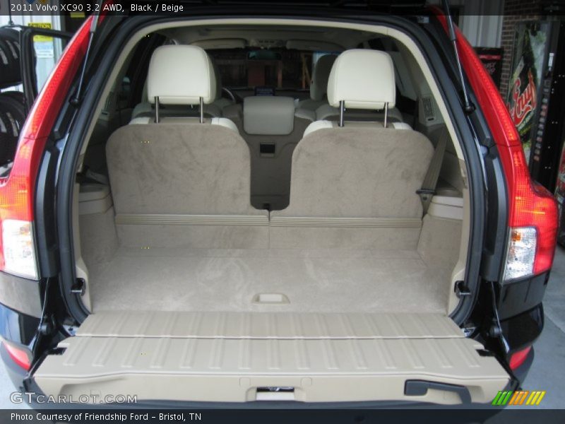 Black / Beige 2011 Volvo XC90 3.2 AWD