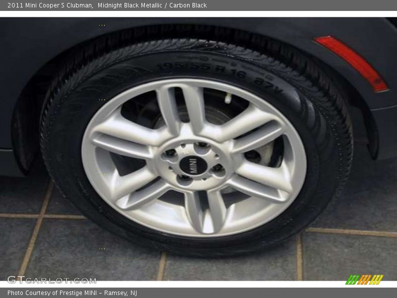 Midnight Black Metallic / Carbon Black 2011 Mini Cooper S Clubman