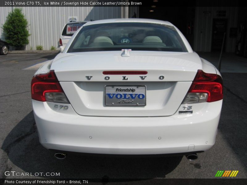 Ice White / Soverign Hide Calcite Leather/Umbra Brown 2011 Volvo C70 T5