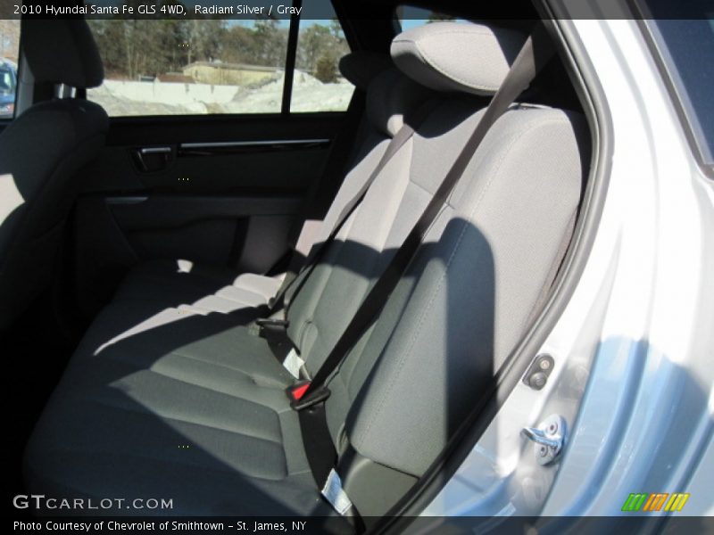Radiant Silver / Gray 2010 Hyundai Santa Fe GLS 4WD