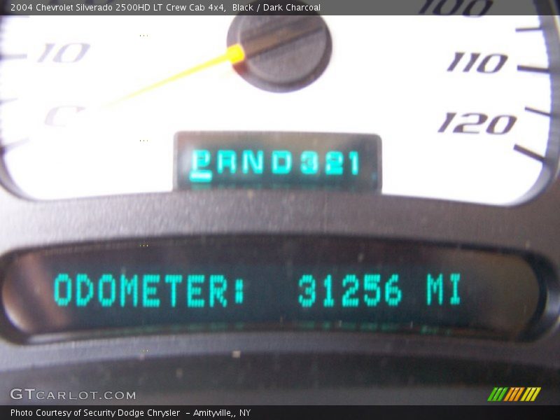 Black / Dark Charcoal 2004 Chevrolet Silverado 2500HD LT Crew Cab 4x4
