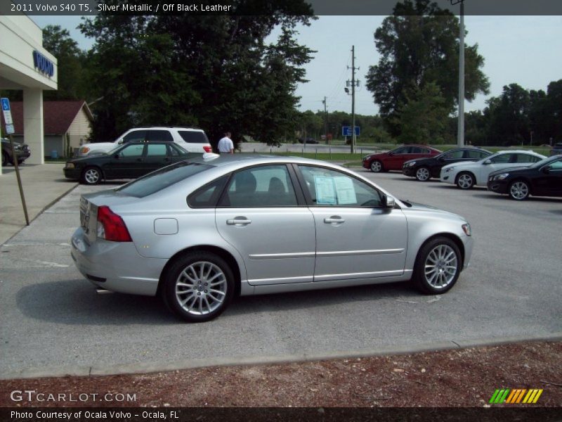 Silver Metallic / Off Black Leather 2011 Volvo S40 T5