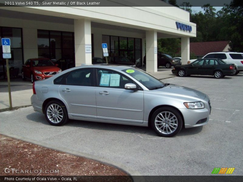 Silver Metallic / Off Black Leather 2011 Volvo S40 T5