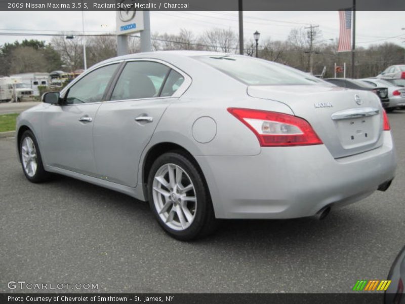 Radiant Silver Metallic / Charcoal 2009 Nissan Maxima 3.5 S