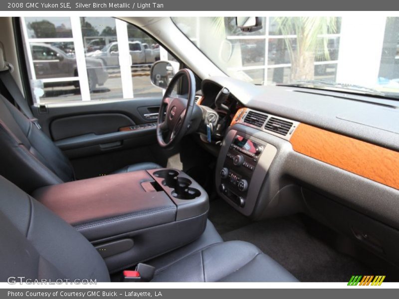 Silver Birch Metallic / Light Tan 2008 GMC Yukon SLE