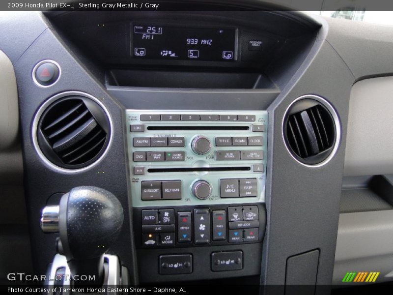 Controls of 2009 Pilot EX-L