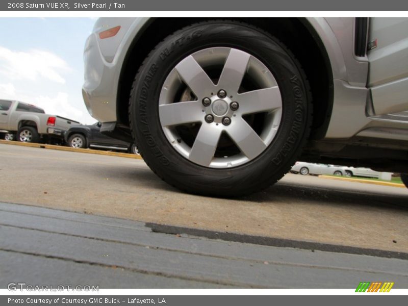 Silver Pearl / Tan 2008 Saturn VUE XR