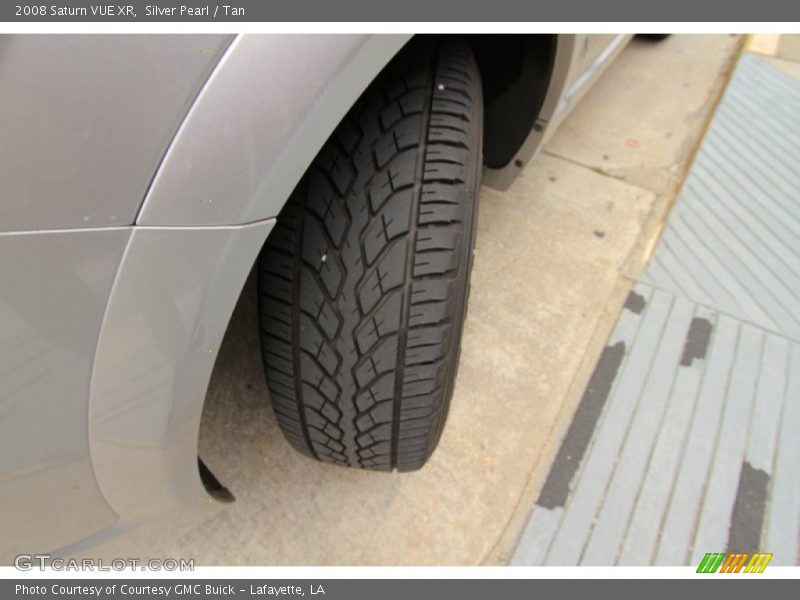 Silver Pearl / Tan 2008 Saturn VUE XR