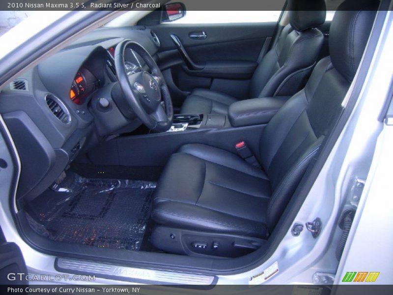 Radiant Silver / Charcoal 2010 Nissan Maxima 3.5 S