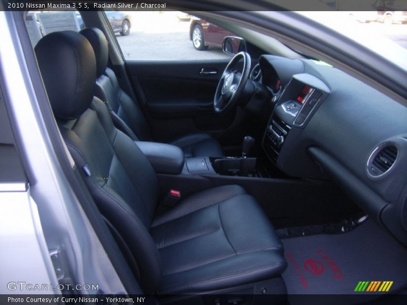 Radiant Silver / Charcoal 2010 Nissan Maxima 3.5 S