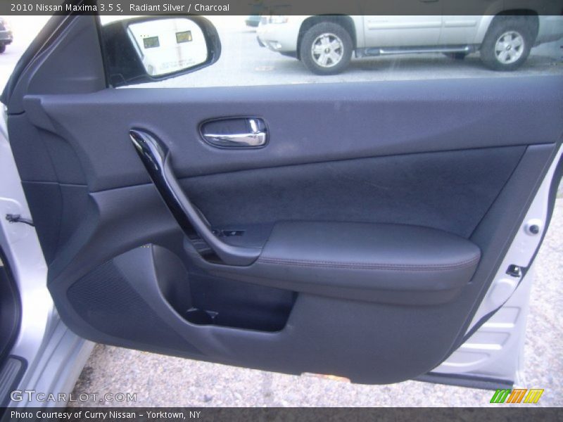 Radiant Silver / Charcoal 2010 Nissan Maxima 3.5 S