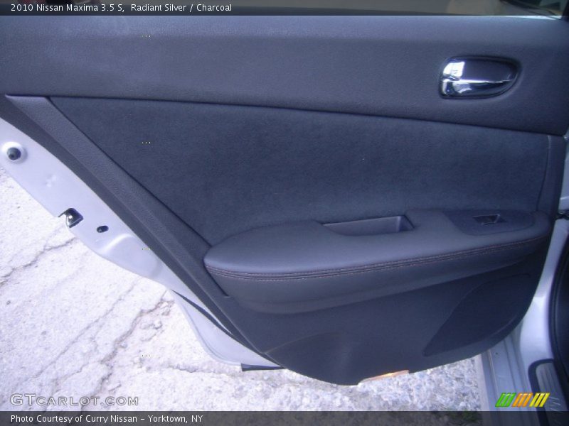 Radiant Silver / Charcoal 2010 Nissan Maxima 3.5 S