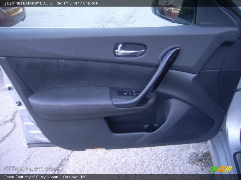 Radiant Silver / Charcoal 2010 Nissan Maxima 3.5 S