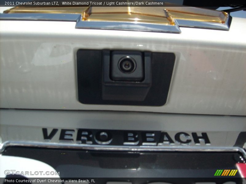 White Diamond Tricoat / Light Cashmere/Dark Cashmere 2011 Chevrolet Suburban LTZ