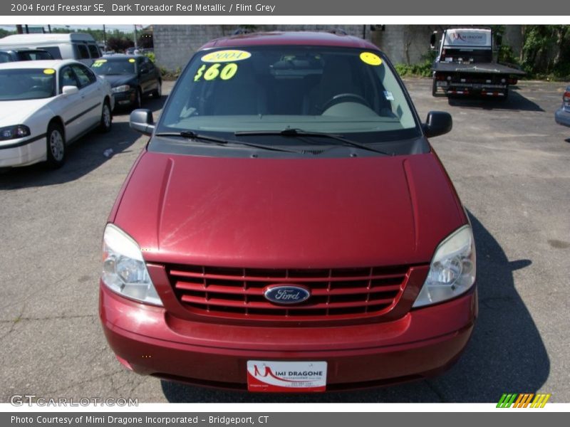 Dark Toreador Red Metallic / Flint Grey 2004 Ford Freestar SE