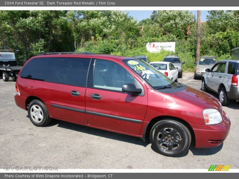 Dark Toreador Red Metallic / Flint Grey 2004 Ford Freestar SE