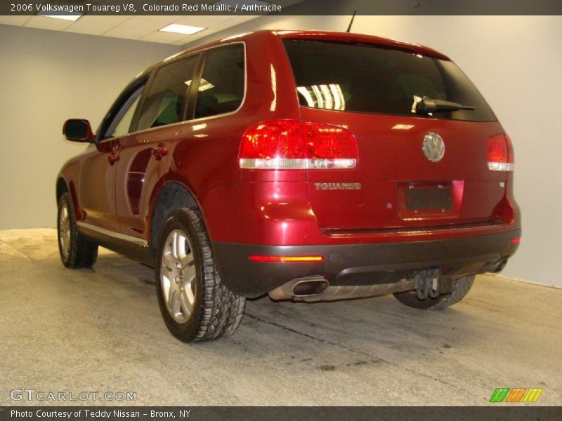 Colorado Red Metallic / Anthracite 2006 Volkswagen Touareg V8