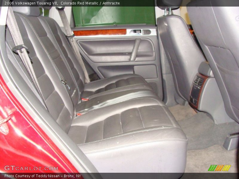 Colorado Red Metallic / Anthracite 2006 Volkswagen Touareg V8