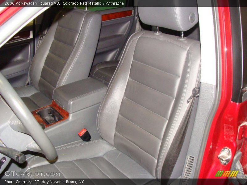  2006 Touareg V8 Anthracite Interior