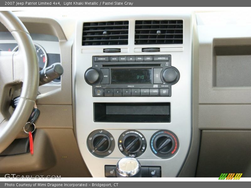 Light Khaki Metallic / Pastel Slate Gray 2007 Jeep Patriot Limited 4x4