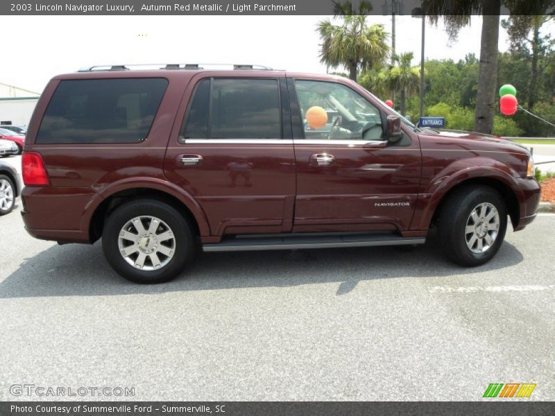 2003 Navigator Luxury Autumn Red Metallic