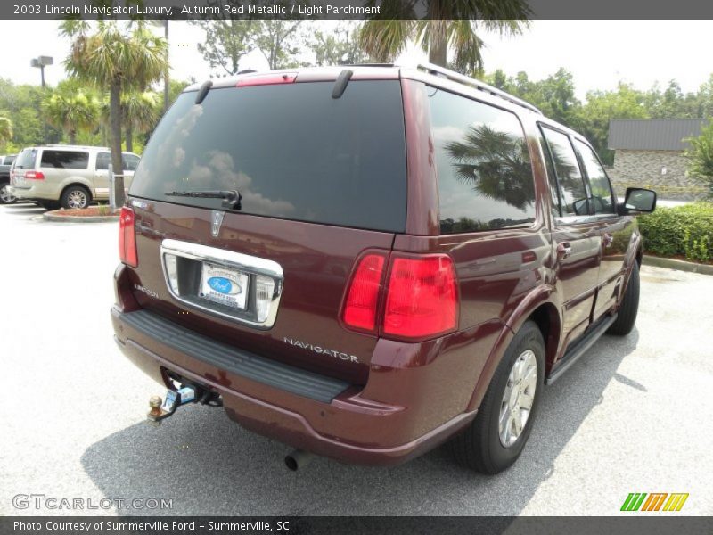 Autumn Red Metallic / Light Parchment 2003 Lincoln Navigator Luxury