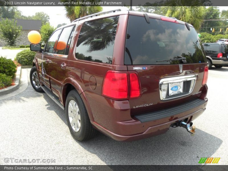 Autumn Red Metallic / Light Parchment 2003 Lincoln Navigator Luxury