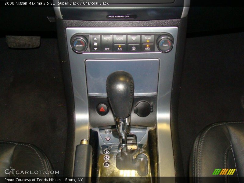 Super Black / Charcoal Black 2008 Nissan Maxima 3.5 SE