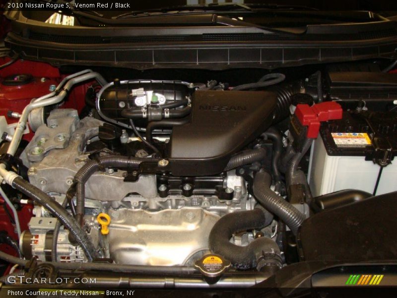 Venom Red / Black 2010 Nissan Rogue S