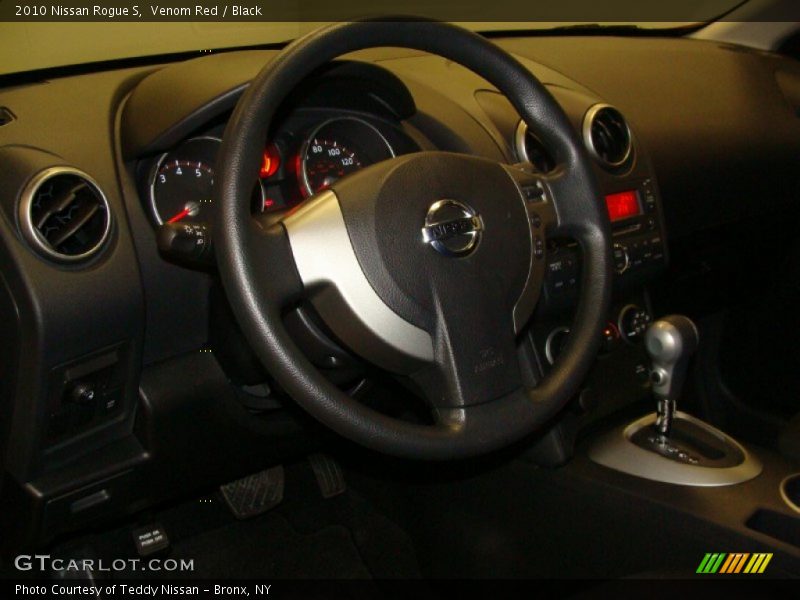 Venom Red / Black 2010 Nissan Rogue S